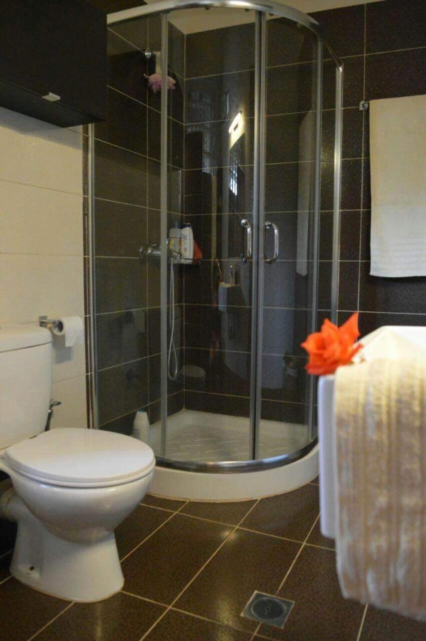 Sunny Garden Apartment Plataria Ngoại thất bức ảnh